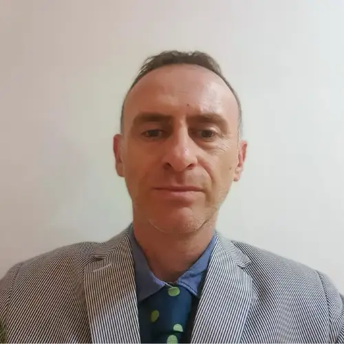 Dr. Nikola Perovic
